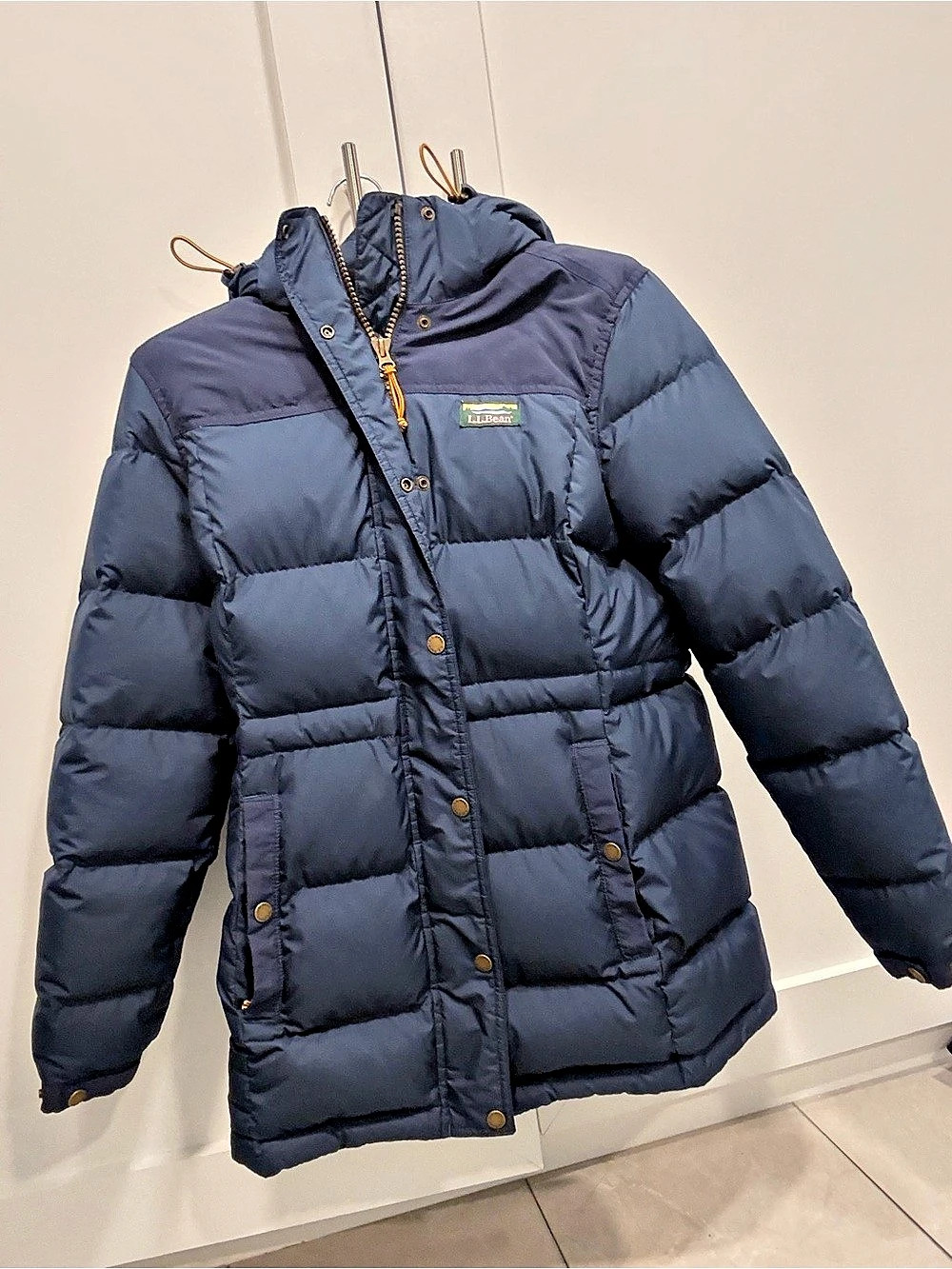L.L.Bean mountain classic down puffer